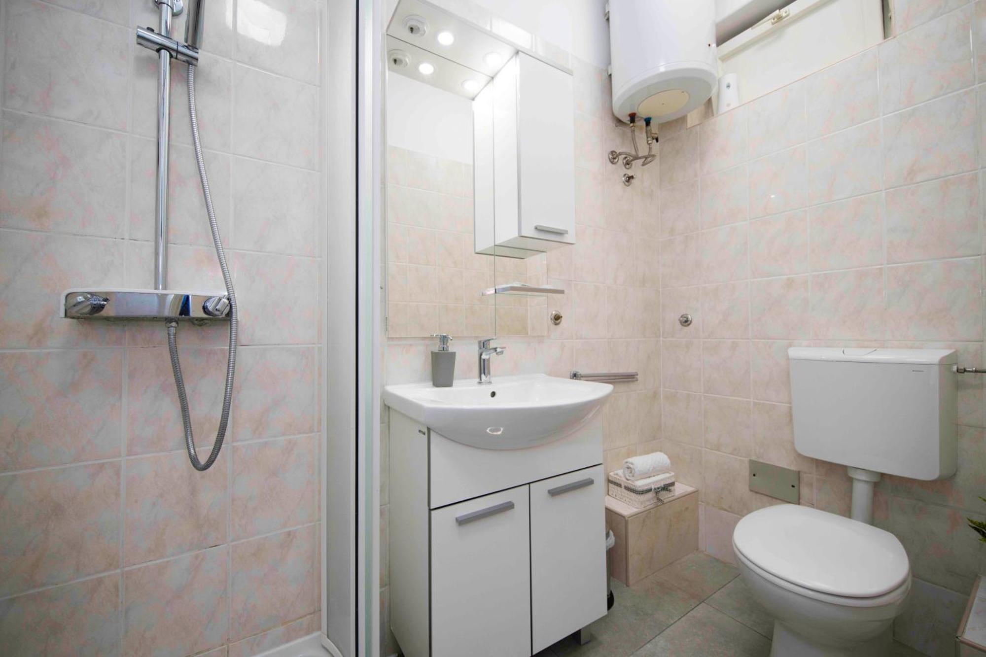 A-More Accommodation สปลิท ภายนอก รูปภาพ