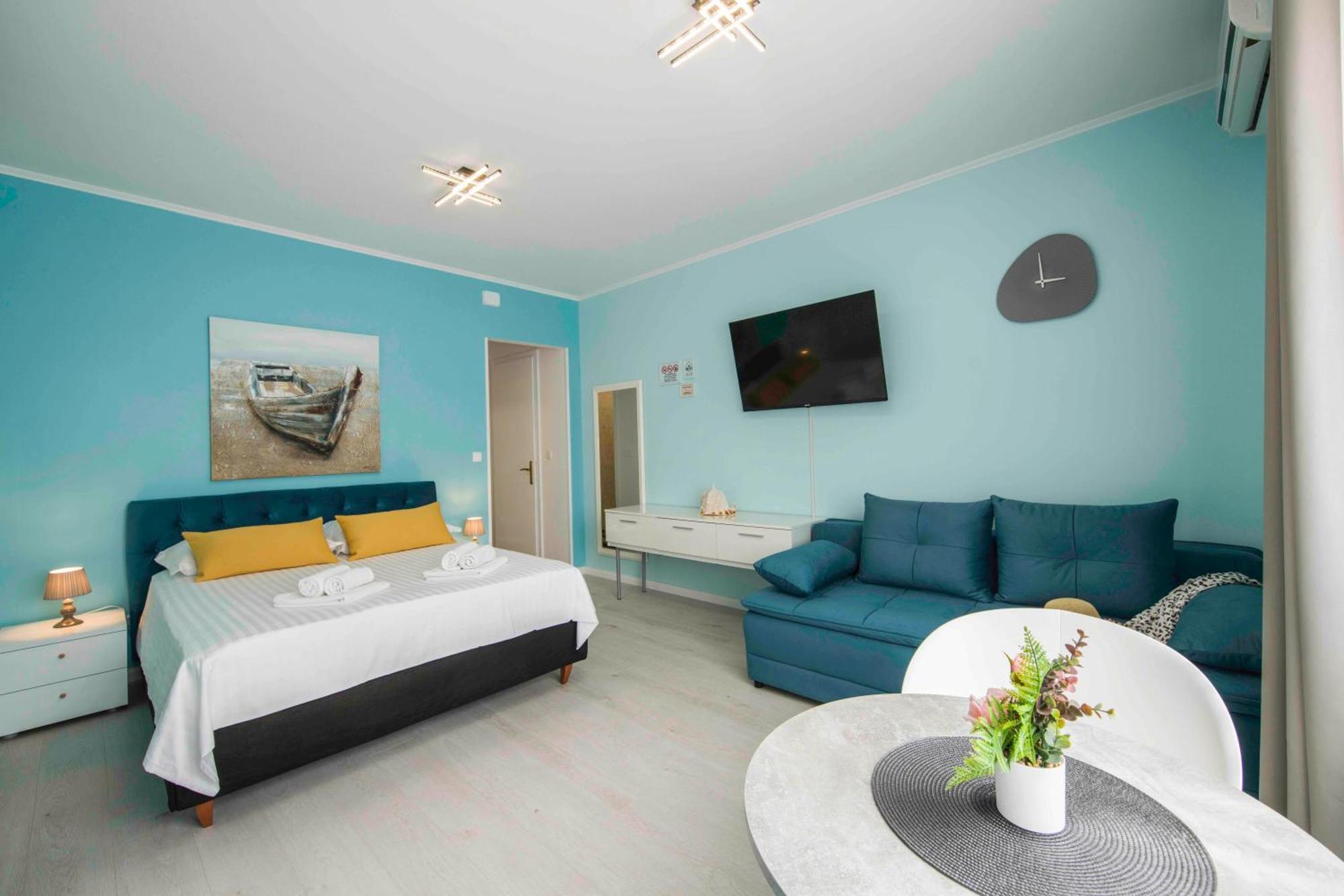A-More Accommodation สปลิท ภายนอก รูปภาพ