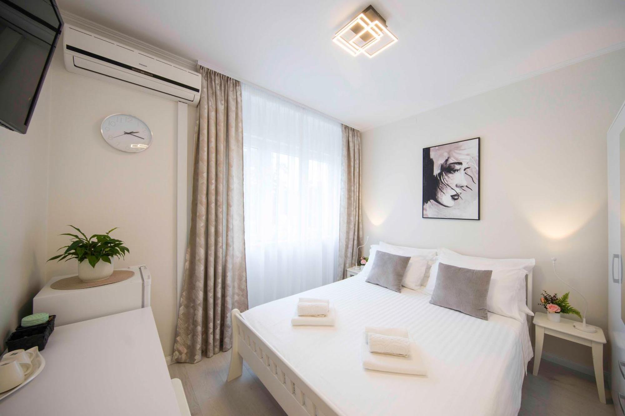 A-More Accommodation สปลิท ภายนอก รูปภาพ